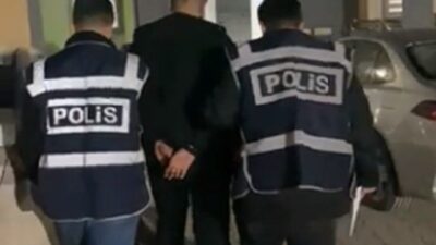 Hatay’ın Defne ilçesinde aranan şahısların yakalanması için gerçekleştirilen operasyonda uyuşturucu