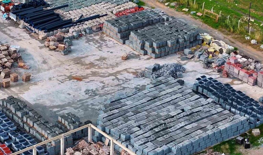 Didim Belediyesi, yol ve kaldırımlarda kullanılan parke taşlarını kendi tesislerinde