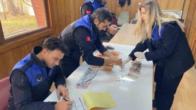 Adıyaman’da, Zabıta ekipleri tarafından yakalanan bir dilenci üzerinde 3.731 TL