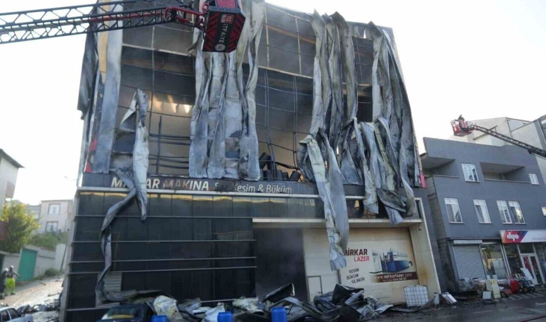 Kocaeli’nin Dilovası ilçesindeki bir parfüm dolum tesisinde meydana gelen yangında