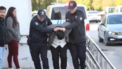Adana’da bir dolmuş sürücüsüne tehditler savunan PTT kargo şoförü, polis