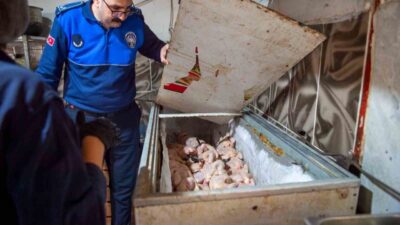 Adana’da yer alan bir işletme, hijyenik olmayan koşullarda hizmet verdiği