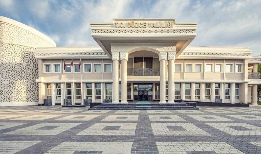 Kış mevsiminin başlamasıyla birlikte Düzce Valiliği, soba ve doğalgaz kullanımının