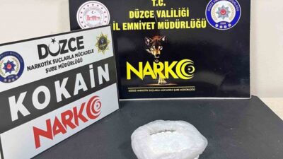 Düzce’de polis ekipleri tarafından bir otobüste yapılan üst aramada 650