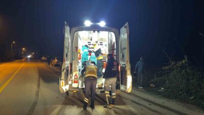 Düzce’de Minibüs ile Otomobil Kaza Yaptı: 3 Yaralı Var Düzce’de