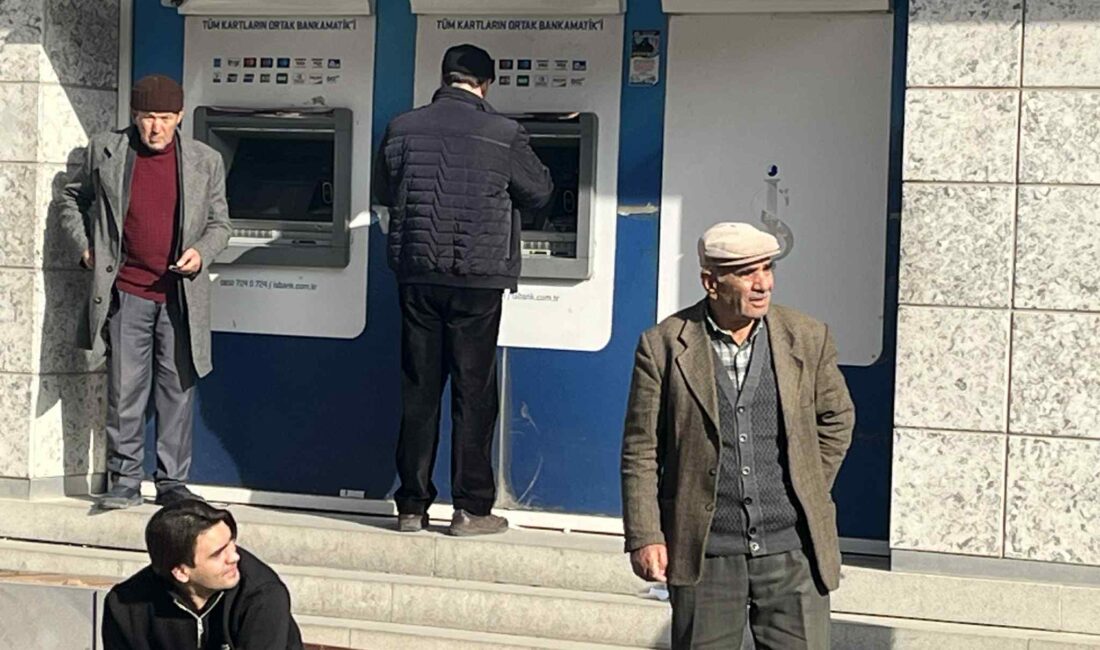 Yerköy’de uzun yıllardır hizmet veren Türkiye İş Bankası şubesinin kapanacağı