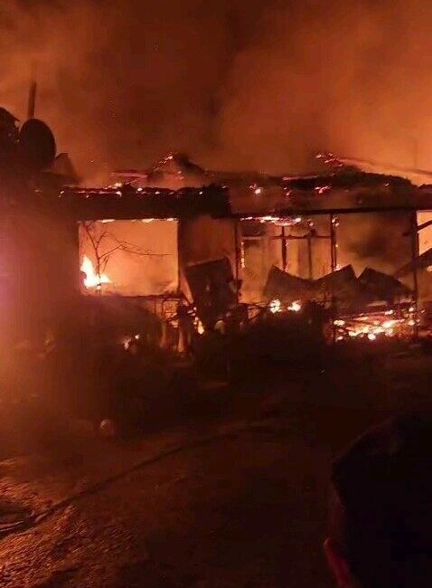 Edirne’nin İpsala ilçesine bağlı Pazardere köyünde meydana gelen bir yangın,