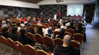 Fırat Üniversitesi Teknofest Kulübü tarafından düzenlenen “Proje Yazma Eğitimi”, 200’den