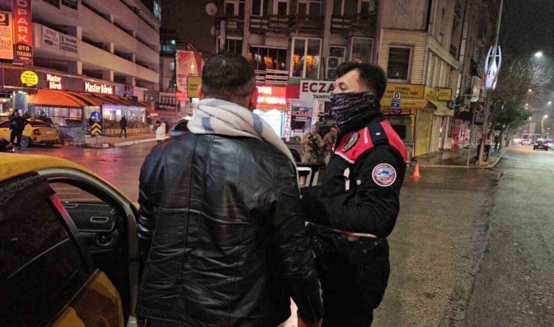 Elazığ’da, polis ekipleri tarafından kentin çeşitli bölgelerinde kapsamlı bir asayiş