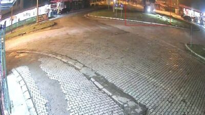 Elazığ’da bir otomobilin kontrolünün kaybedilmesi sonucu meydana gelen kaza, Yolçatı
