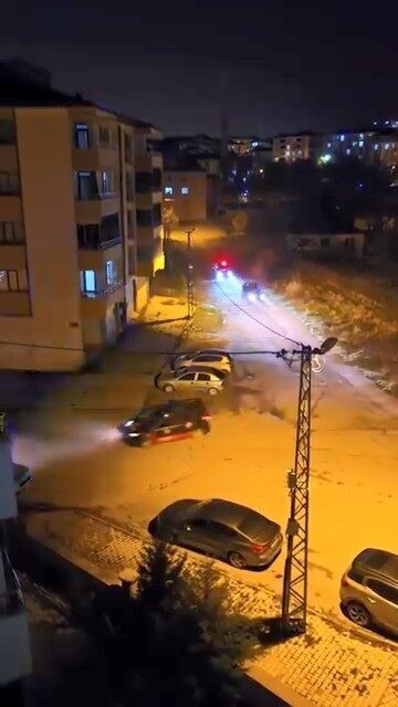 Elazığ’da dün meydana gelen olayda, Sanayi Mahallesi’nde polis ekiplerinden kaçmaya
