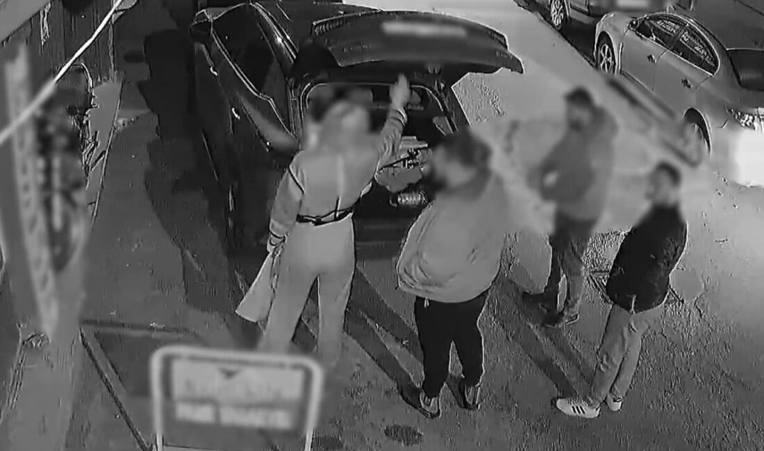 Isparta’da bir vatandaş, gece saatlerinde kar maskeli kişiler tarafından beyzbol