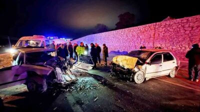 Kütahya’nın Emet ilçesinde meydana gelen trafik kazasında, biri bebek olmak