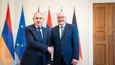 Almanya Cumhurbaşkanı Frank-Walter Steinmeier, Ermenistan Başbakanı Nikol Paşinyan’ı kabul etti.