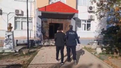 Hatay’ın Erzin ilçesinde yapılan operasyonda kaçakçılıkla mücadele kapsamında gerçekleştirilen aramada