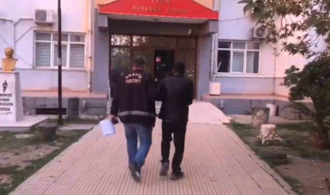Erzin ilçesinde hırsızlık suçundan aranan bir kişi polis ekipleri tarafından