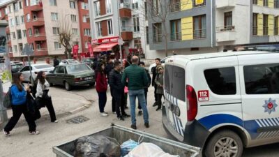 Eskişehir’de, okuldan çıktıktan sonra kimliği belirsiz kişiler tarafından bıçaklanan 12