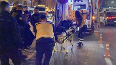 Eskişehir’de, 87 yaşındaki bir adamın bastonuyla yürürken çarpıldığı ve yaralandığı