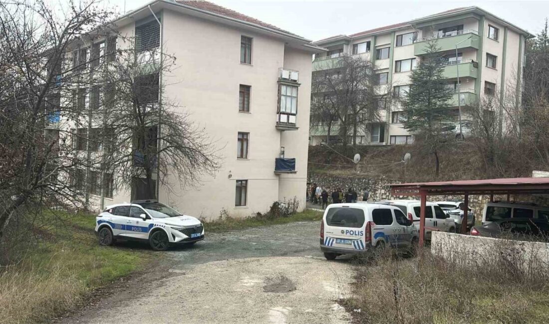 Kastamonu’da, Saraçlar Mahallesi Halime Çavuş Caddesi’ndeki Orman İşletme Müdürlüğü Lojmanlarında