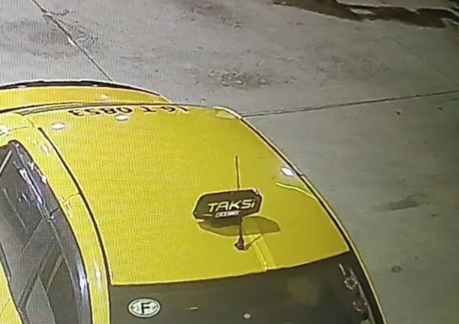 Bursa’da taksinin gasp edilme anlarına dair yeni güvenlik kamerası görüntüleri