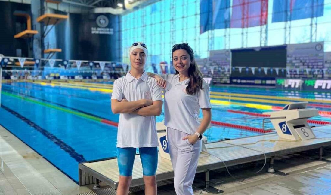 Kırşehir’de faaliyet gösteren Gençlik Spor Yüzme Kulübü sporcusu Kerem Daran,