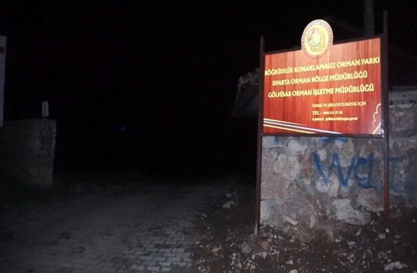 Burdur ilinin Gölhisar ilçesinde, bir vatandaşın gökyüzünde saptadığı bilinmeyen ışık,