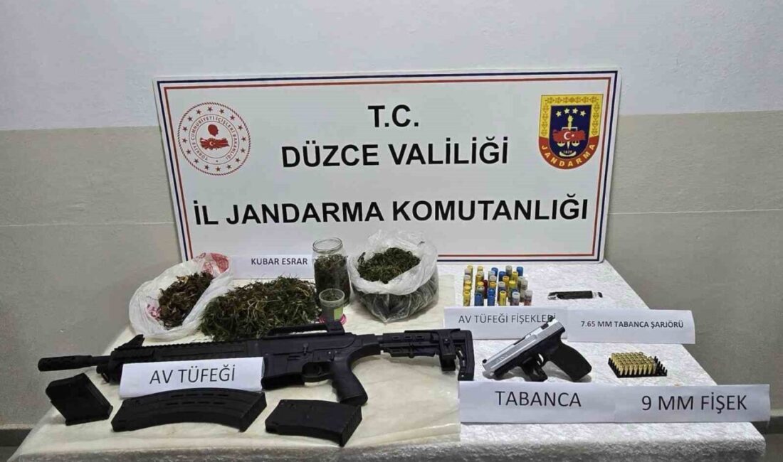 Düzce İl Jandarma Komutanlığı ekipleri, Gölyaka ilçesinde gerçekleştirdikleri operasyonda uyuşturucu