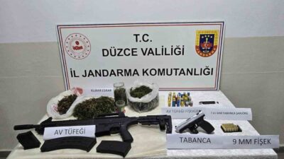 Düzce İl Jandarma Komutanlığı ekipleri, Gölyaka ilçesinde gerçekleştirdikleri operasyonda uyuşturucu