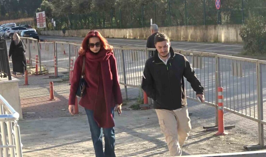 Yalova’da yaşanan üzücü olayda Güllü isimli ünlü şarkıcının teras penceresinden