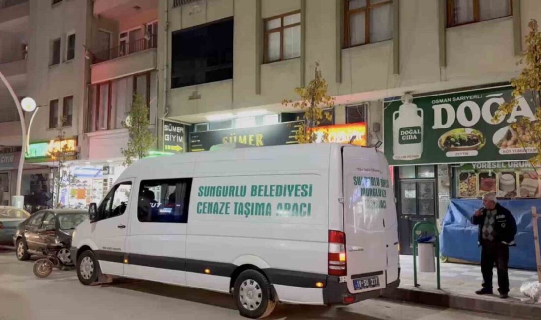 Çorum’un Sungurlu ilçesinde, 80 yaşındaki bir kadın, yakınları tarafından bir