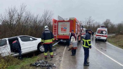 Samsun’un Kavak ilçesinde meydana gelen bir trafik kazasında hafif ticari