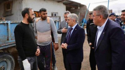 Niğde Valisi Cahit Çelik, Derinkuyu ilçesine bağlı Yazıhüyük Beldesi ve
