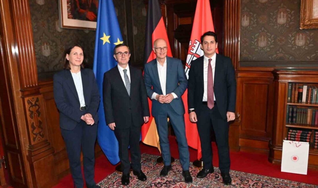 Türkiye’nin Hamburg Başkonsolosu Berati Alver, Hamburg Belediye Başkanı Peter Tschentscher