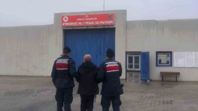 Afyonkarahisar’da, Jandarma ekipleri tarafından 25 yıl hapis cezası ile aranan