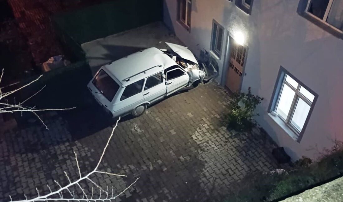 Kütahya’nın Hisarcık ilçesinde meydana gelen bir trafik kazasında bir kişi