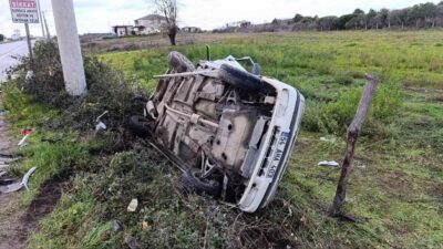 Sakarya’nın Karasu ilçesinde meydana gelen trafik kazasında, cip ile otomobilin