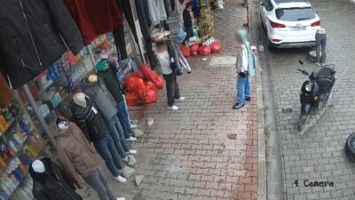 Iğdır ilinde bulunan Adil Aşırım Çarşısı’nda faaliyet gösteren bir giyim