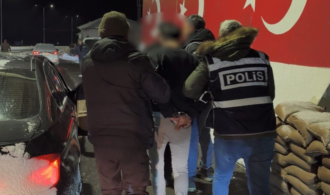 Iğdır’da, bir kuyumcudan altın ve nakit para çalındığı tespit edilen