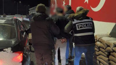 Iğdır’da, bir kuyumcudan altın ve nakit para çalındığı tespit edilen