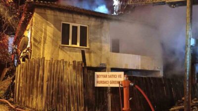 Bursa’nın İnegöl ilçesinde, samanlıkta başlayan bir yangın evi etkiledi. Olay,