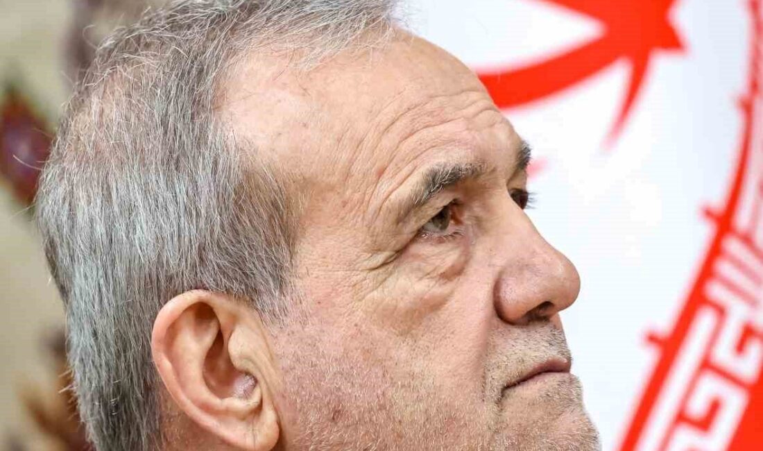 İran Cumhurbaşkanı Mesud Pezeşkiyan, İran’ın ekonomik ve askeri açıdan kuşatılmaya