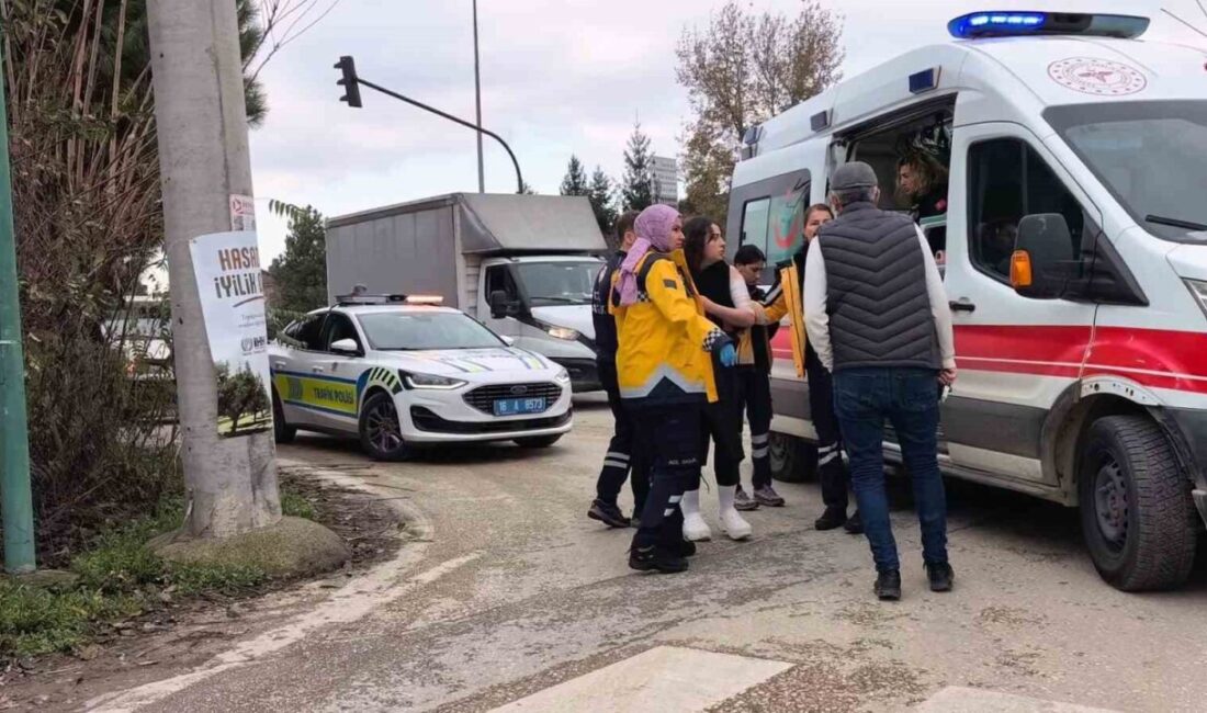 Bursa’nın İnegöl ilçesinde meydana gelen bir trafik kazasında, kırmızı ışık