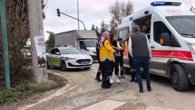 Bursa’nın İnegöl ilçesinde meydana gelen bir trafik kazasında, kırmızı ışık