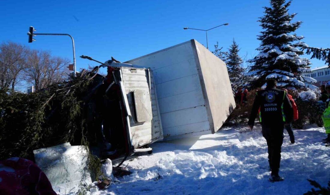 Erzurum’da meydana gelen bir kaza sonucunda bir kamyon, hızını kontrol