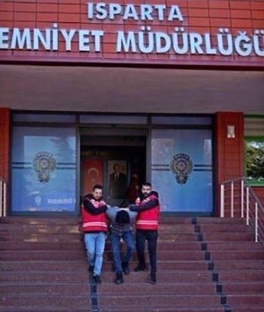 Isparta’da, Emniyet Müdürlüğü ekipleri tarafından yürütülen operasyon kapsamında, 9 yıl