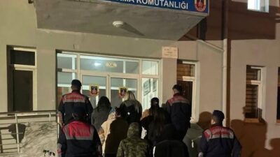 Isparta’da Jandarma ekipleri, Merkez İlçe Kadılar köyü bölgesinde gerçekleştirdikleri denetim