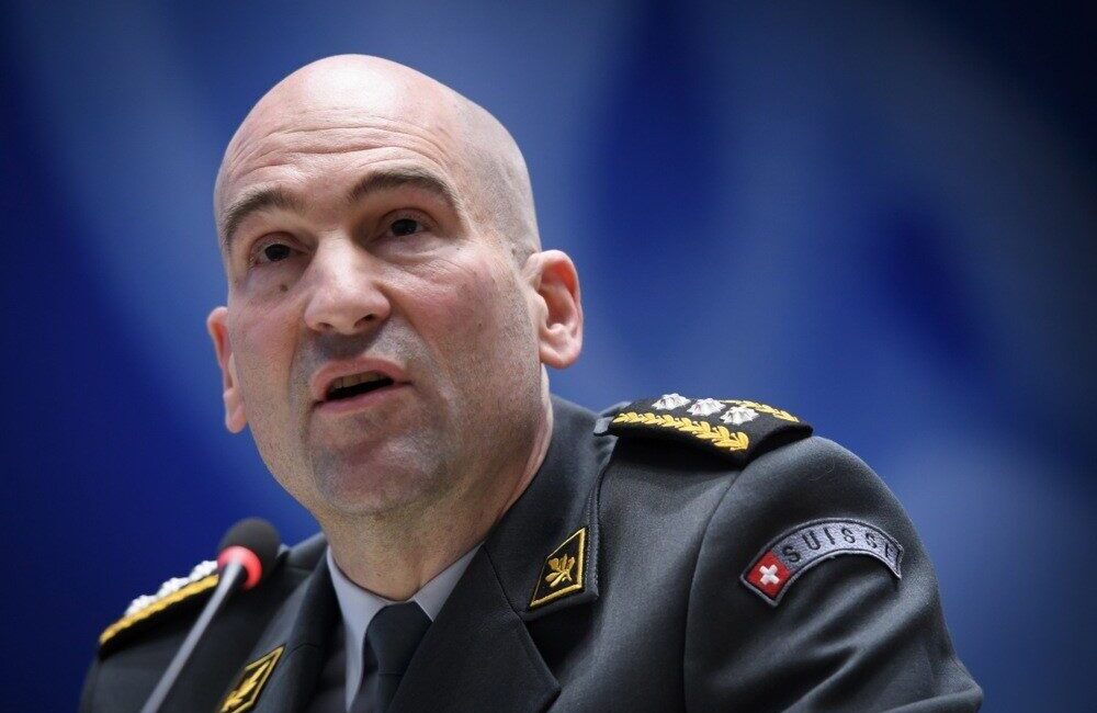 İsviçre Genelkurmay Başkanı Thomas Suessli, ülkenin tam ölçekli bir saldırıya
