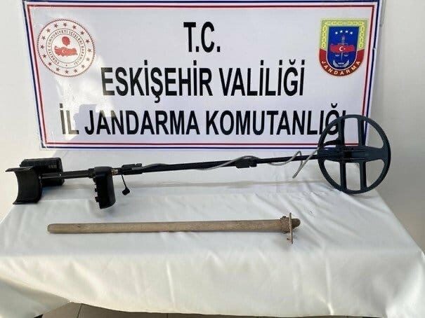 Eskişehir’de gerçekleşen olayda, Çifteler ilçesinde Anadolu Mirası Operasyonları kapsamında izinsiz