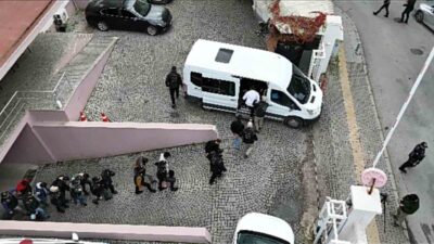 İzmir Emniyet Müdürlüğü, DEAŞ terör örgütü üyelerine karşı gerçekleştirilen operasyonda