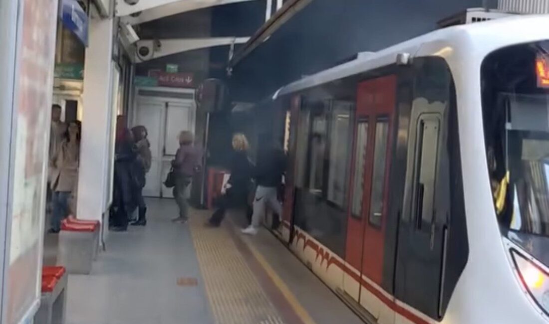 Bornova ilçesinde bulunan İzmir metro hattında meydana gelen olayda bir